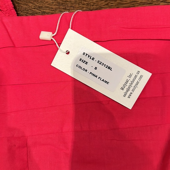 Sim & Sam PINK FLAME Blouse Top Size Small - Picture 3 of 4